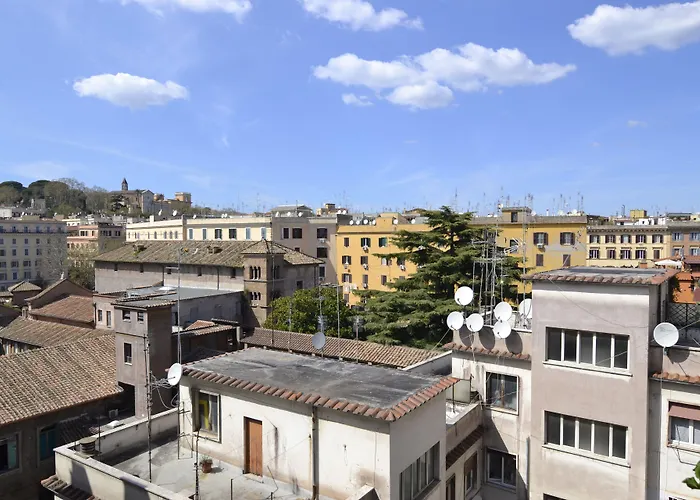 Floor Trastevere Gasthof 4*