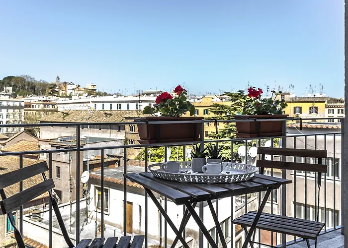 Floor Trastevere 4*