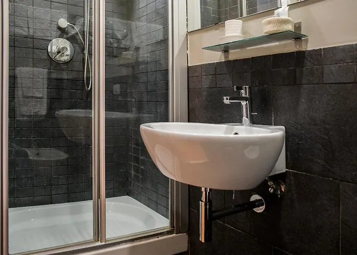 Floor Trastevere Gasthof 4*